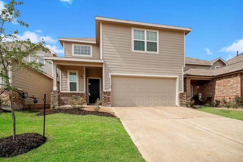 Photo of 24530 Lorenzo Glaze Trail, Katy, TX 77493 (MLS # 47425303)