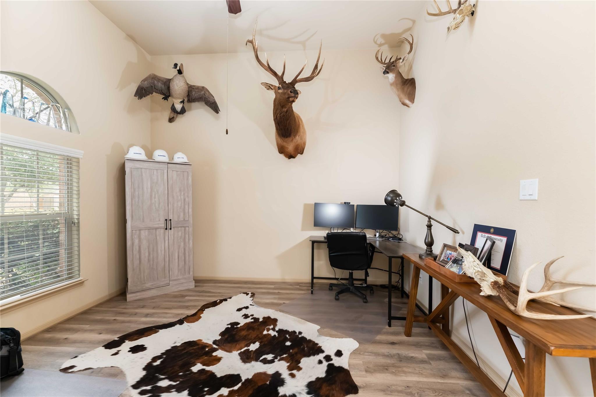 2502 Tiger Eye Drive