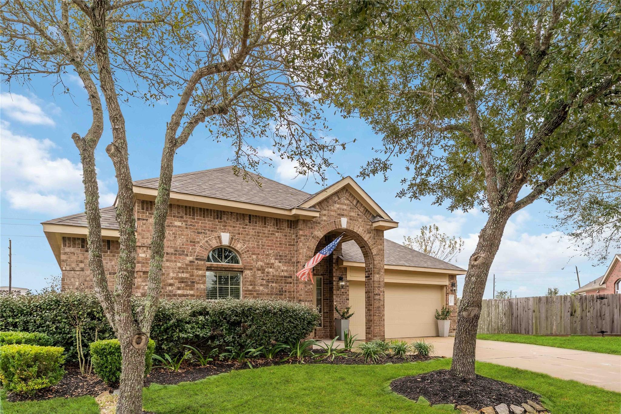 2502 Tiger Eye Drive