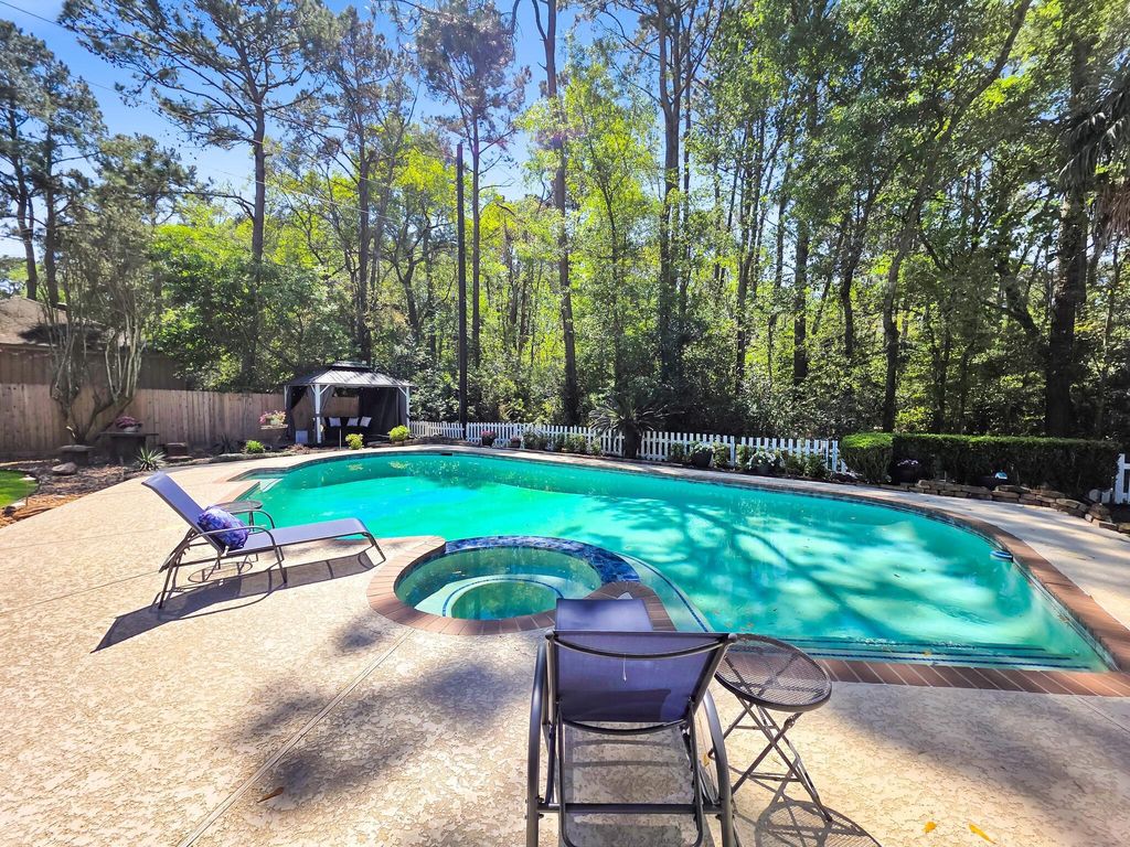 Photo of 3610 Wildwood Ridge Drive, Kingwood, TX 77339 (MLS # 70355804)