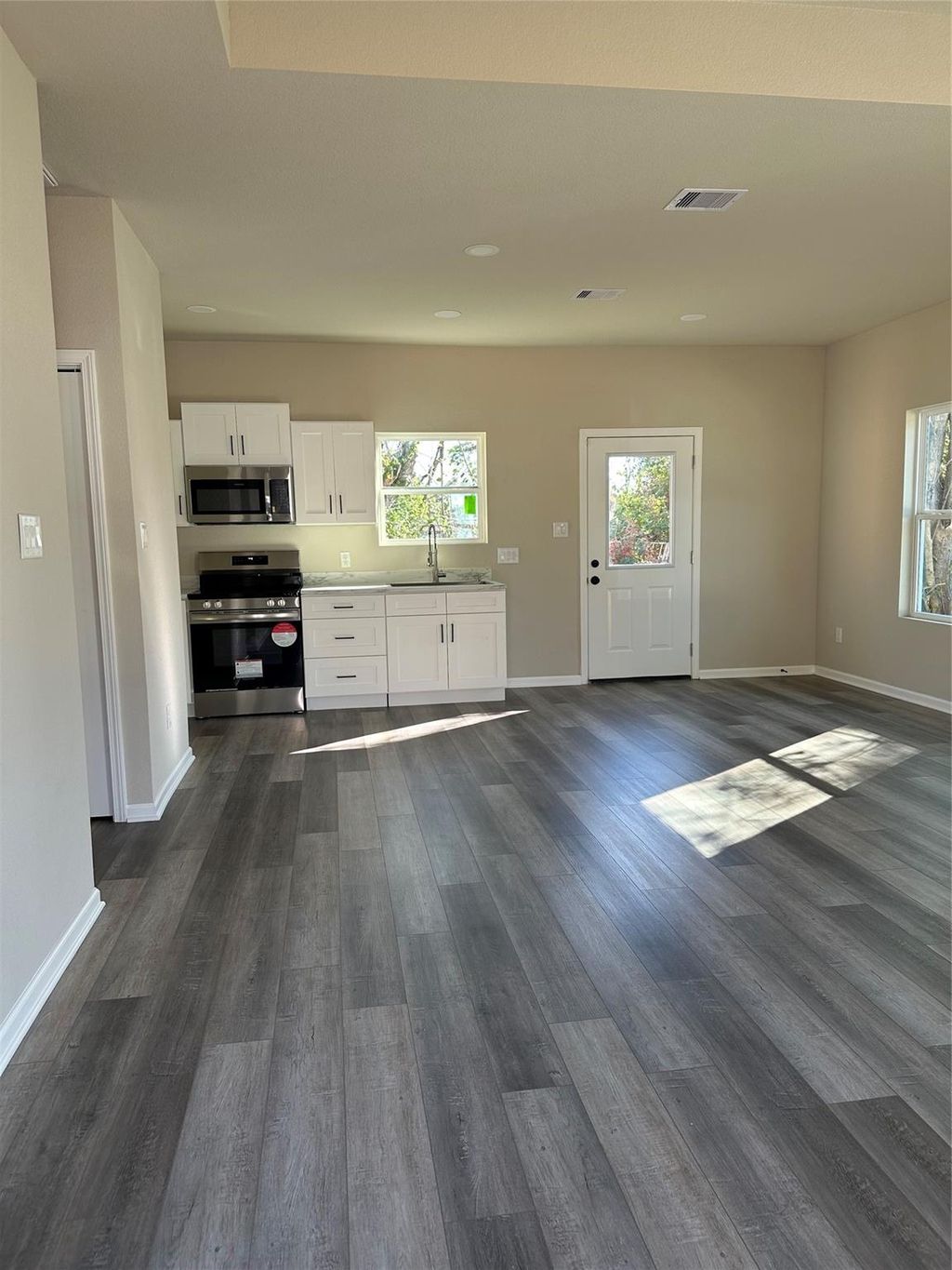 Photo of 2230 Cable Avenue, Beaumont, TX 77703 (MLS # 31899882)