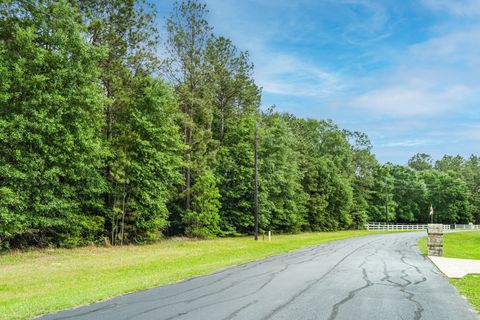 Photo of 30041 Round Up Drive, Waller, TX 77484 (MLS # 22072220)