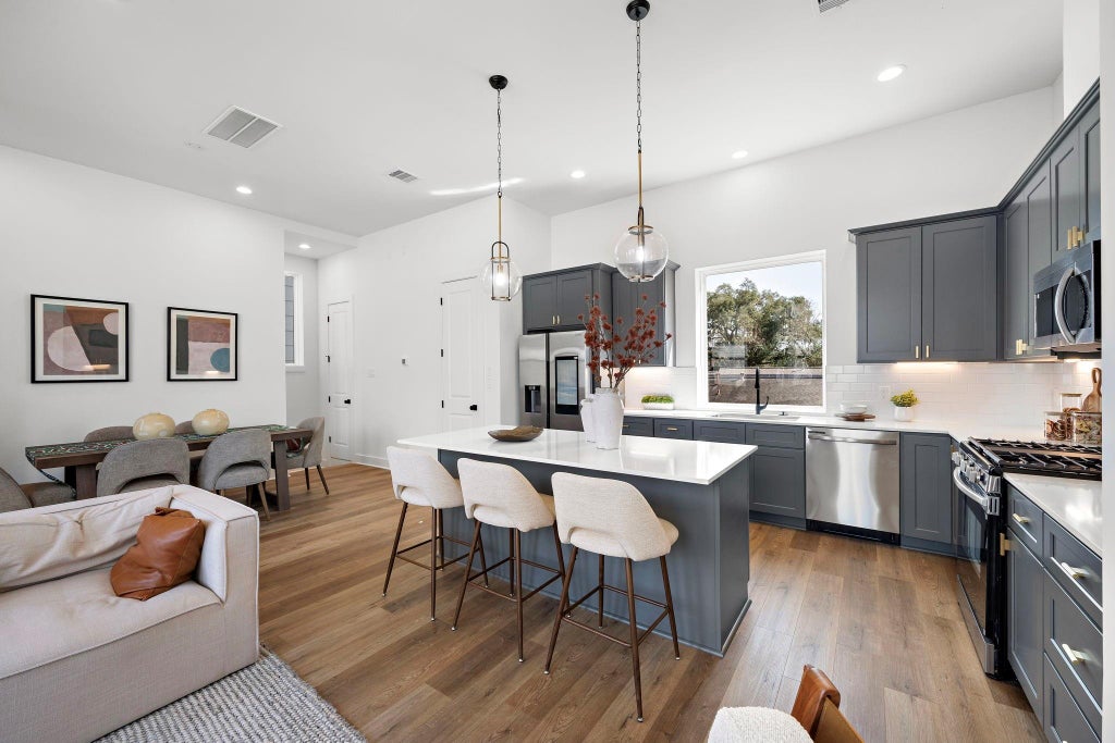 Photo of 835 Elkhart Street #F, Houston, TX 77091 (MLS # 57009738)