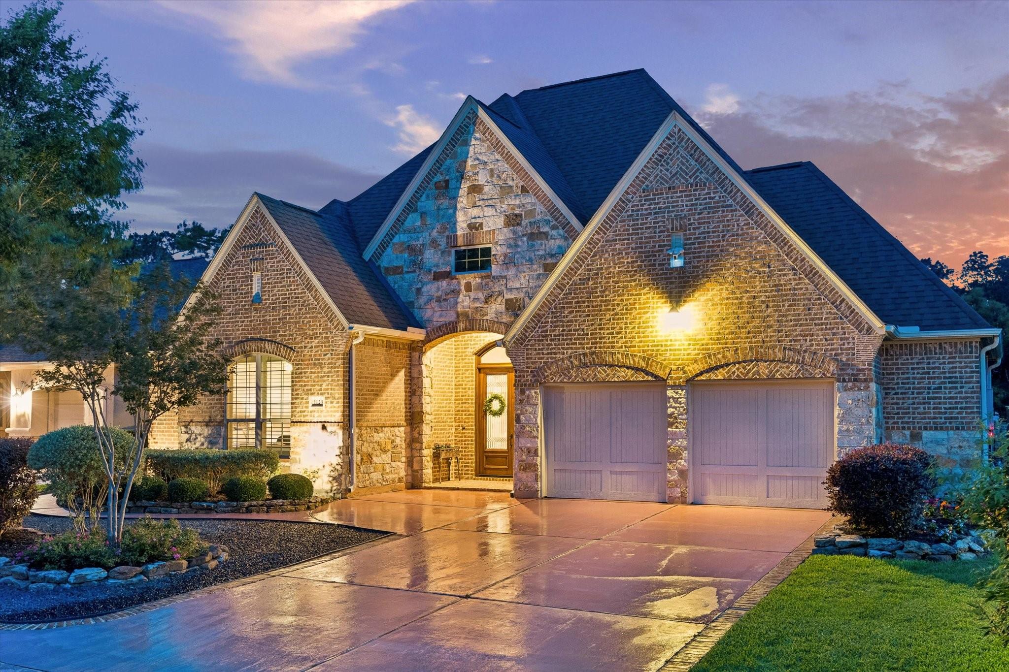 3123 N Cotswold Manor Drive