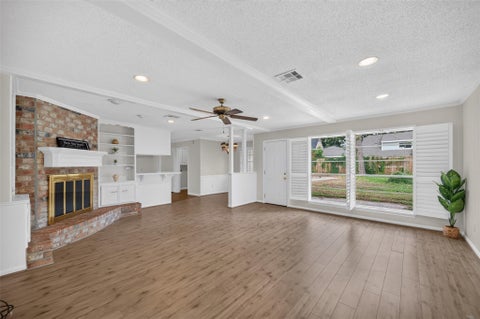 Photo of 5810 Boyce Springs Drive, Houston, TX 77066 (MLS # 48197569)