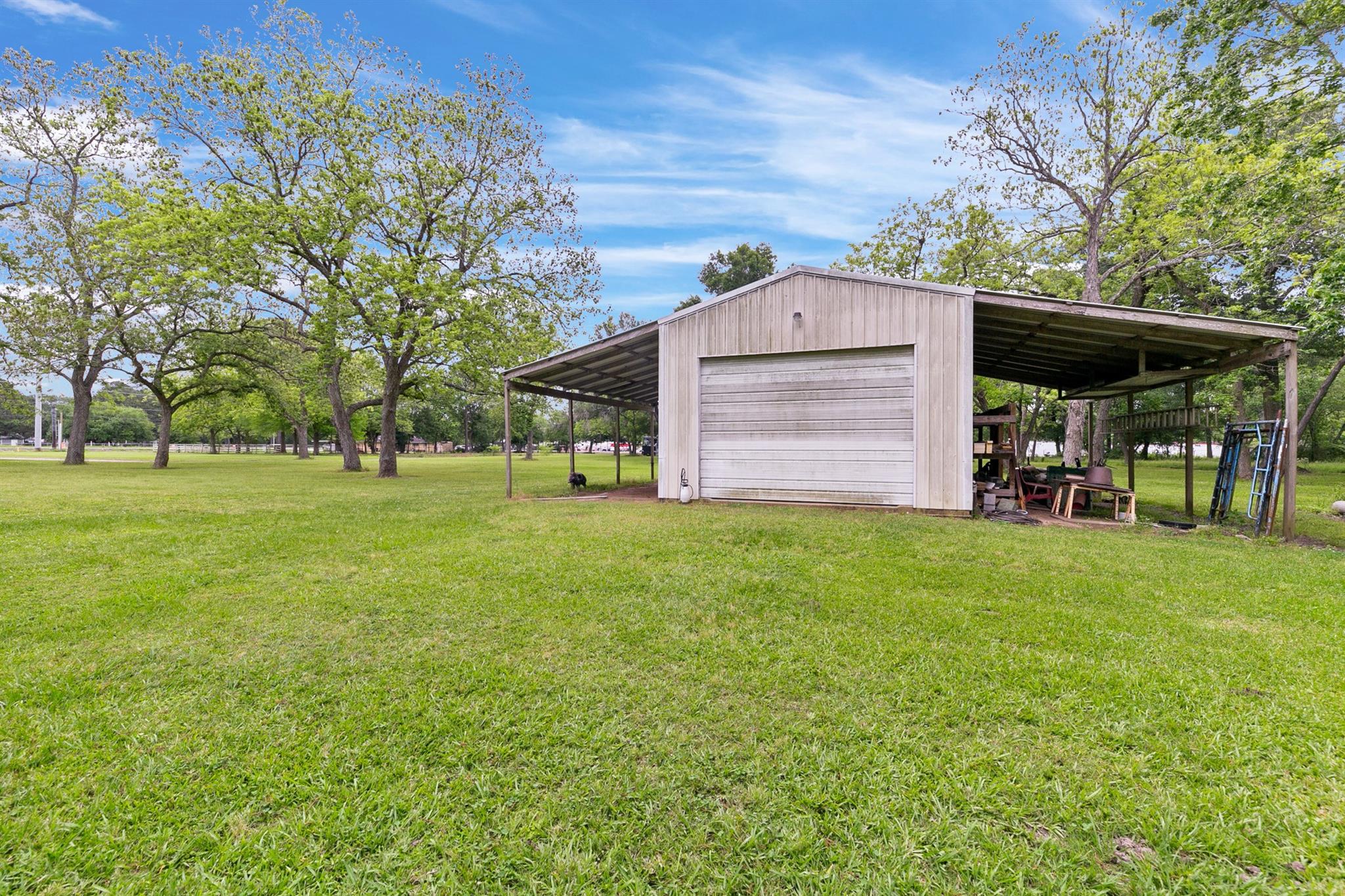 Highlands, Texas, 77562, United States, 5 Bedrooms Bedrooms, ,3 BathroomsBathrooms,Residential,Active,2030110