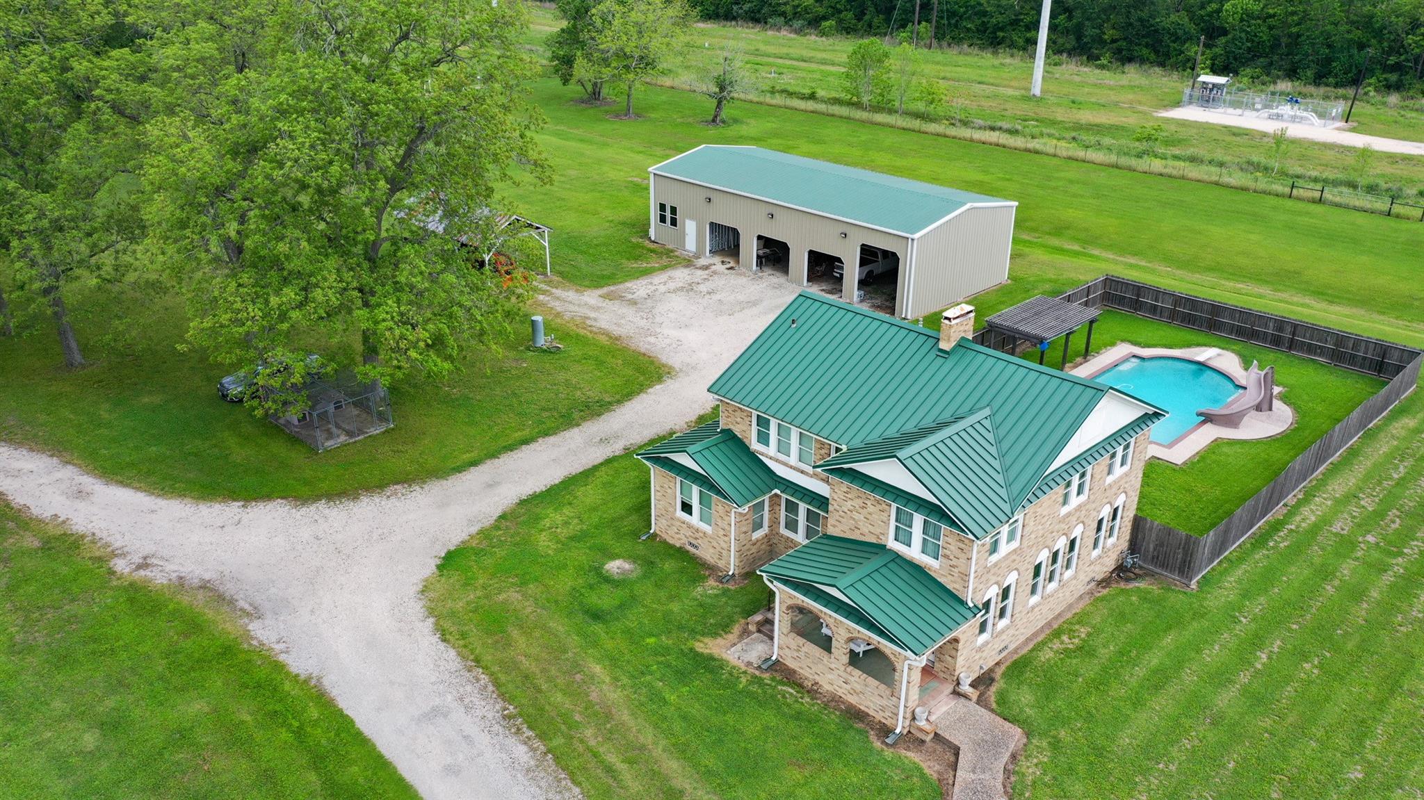 Highlands, Texas, 77562, United States, 5 Bedrooms Bedrooms, ,3 BathroomsBathrooms,Residential,Active,2030110