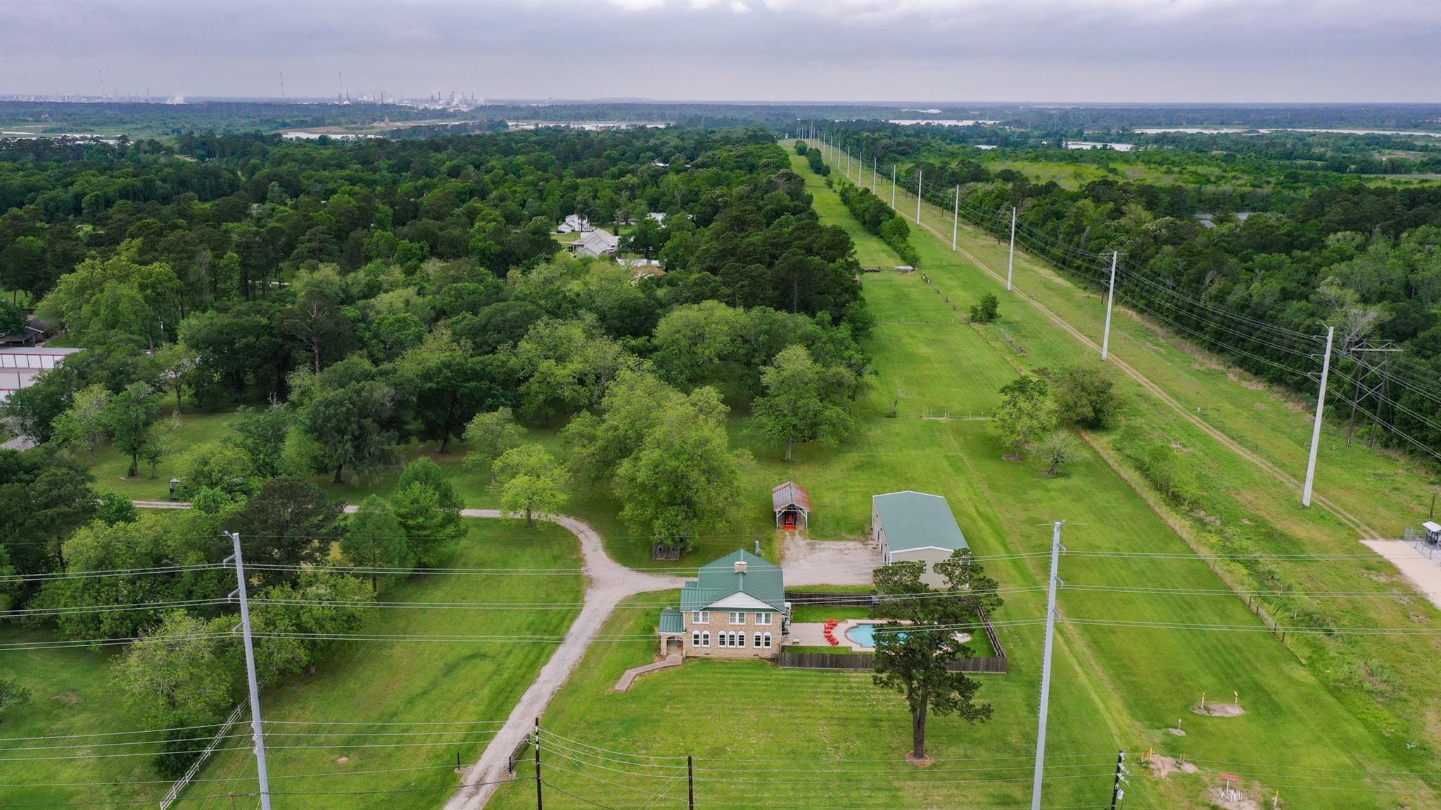 Highlands, Texas, 77562, United States, 5 Bedrooms Bedrooms, ,3 BathroomsBathrooms,Residential,Active,2030110