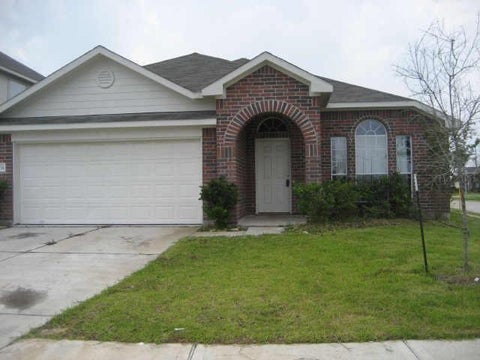 Photo of 13735 Matthias Trail, Houston, TX 77083 (MLS # 32579165)