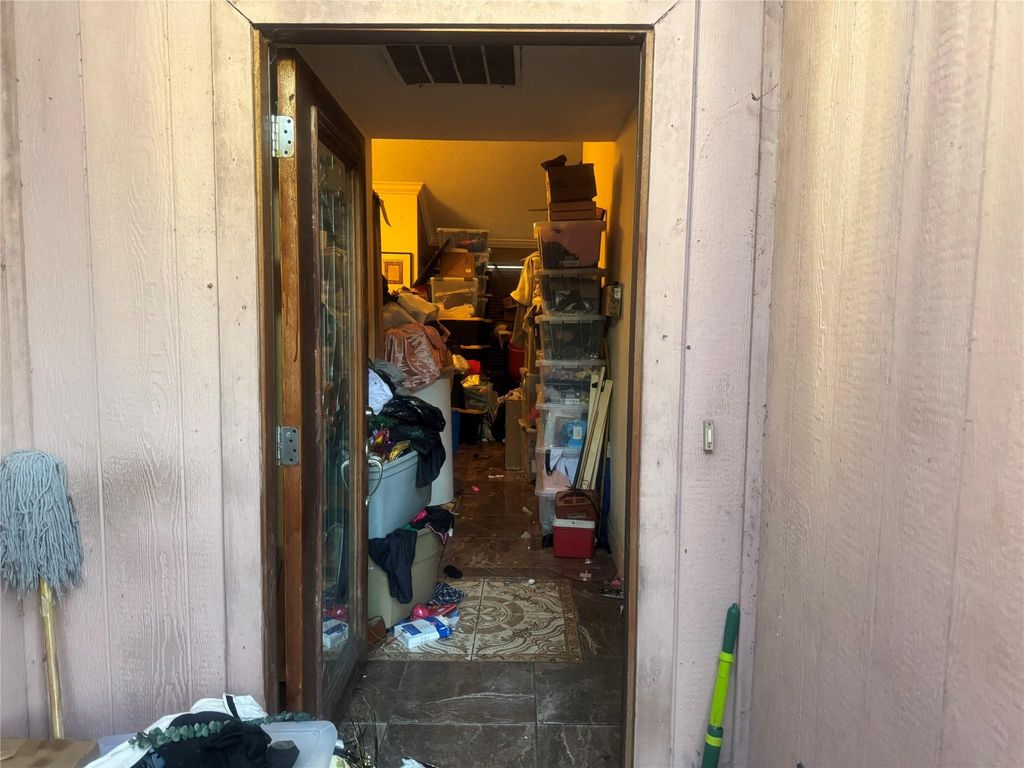 Photo of 3219 Windy Royal Drive, Houston, TX 77045 (MLS # 24183324)