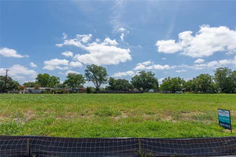 Photo of 404 Koller Drive, Weimar, TX 78962 (MLS # 22870568)