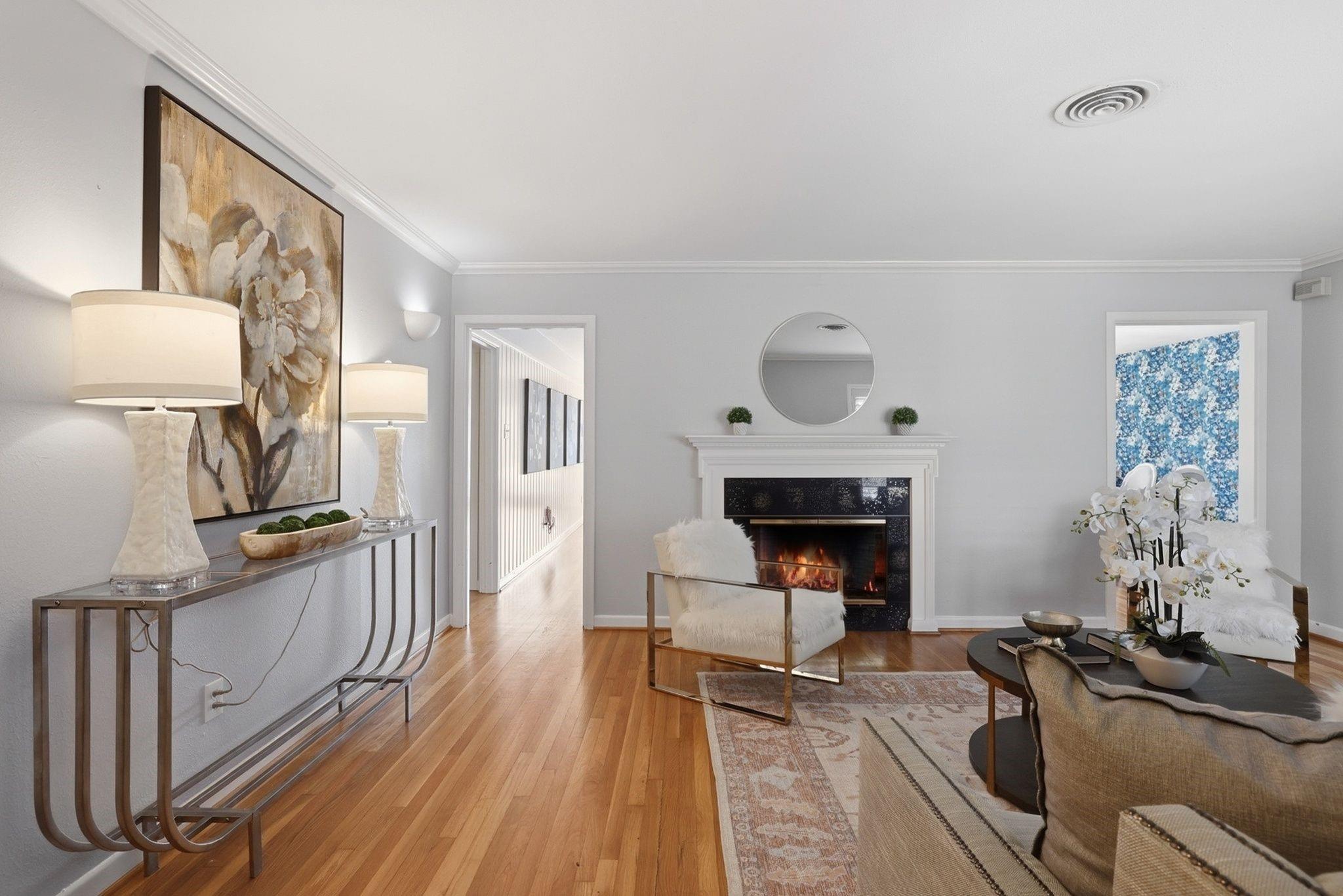 4847 Knickerbocker Street