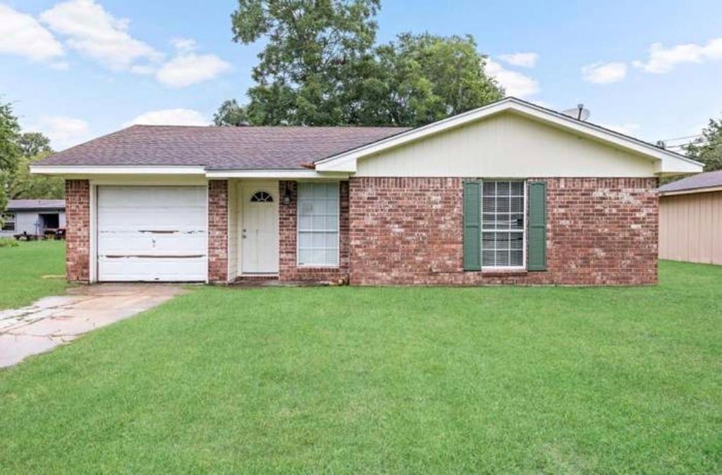 Photo of 245 E Smith Street, Sour Lake, TX 77659 (MLS # 27213364)