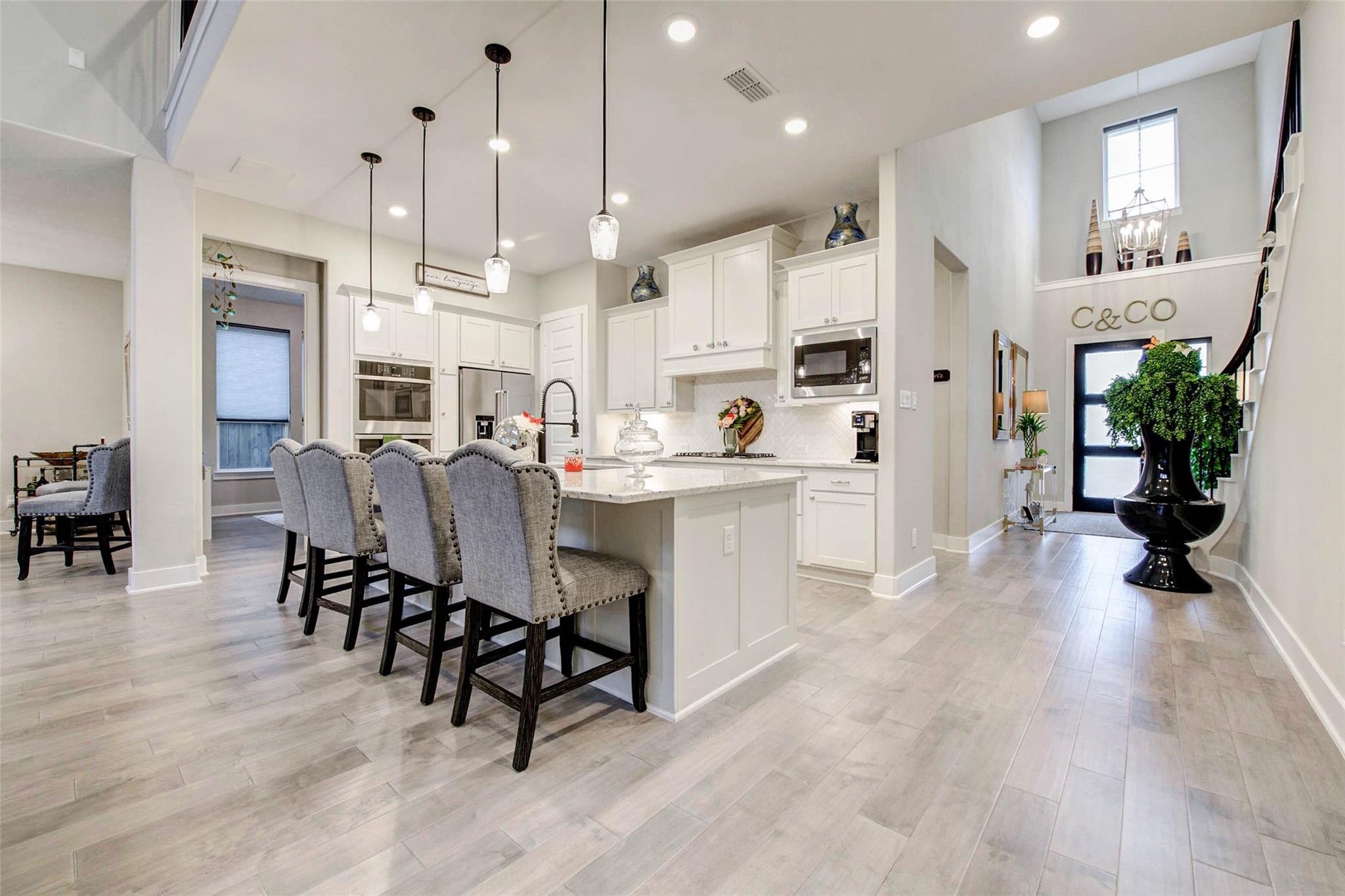 1834 Brooking Hill Court