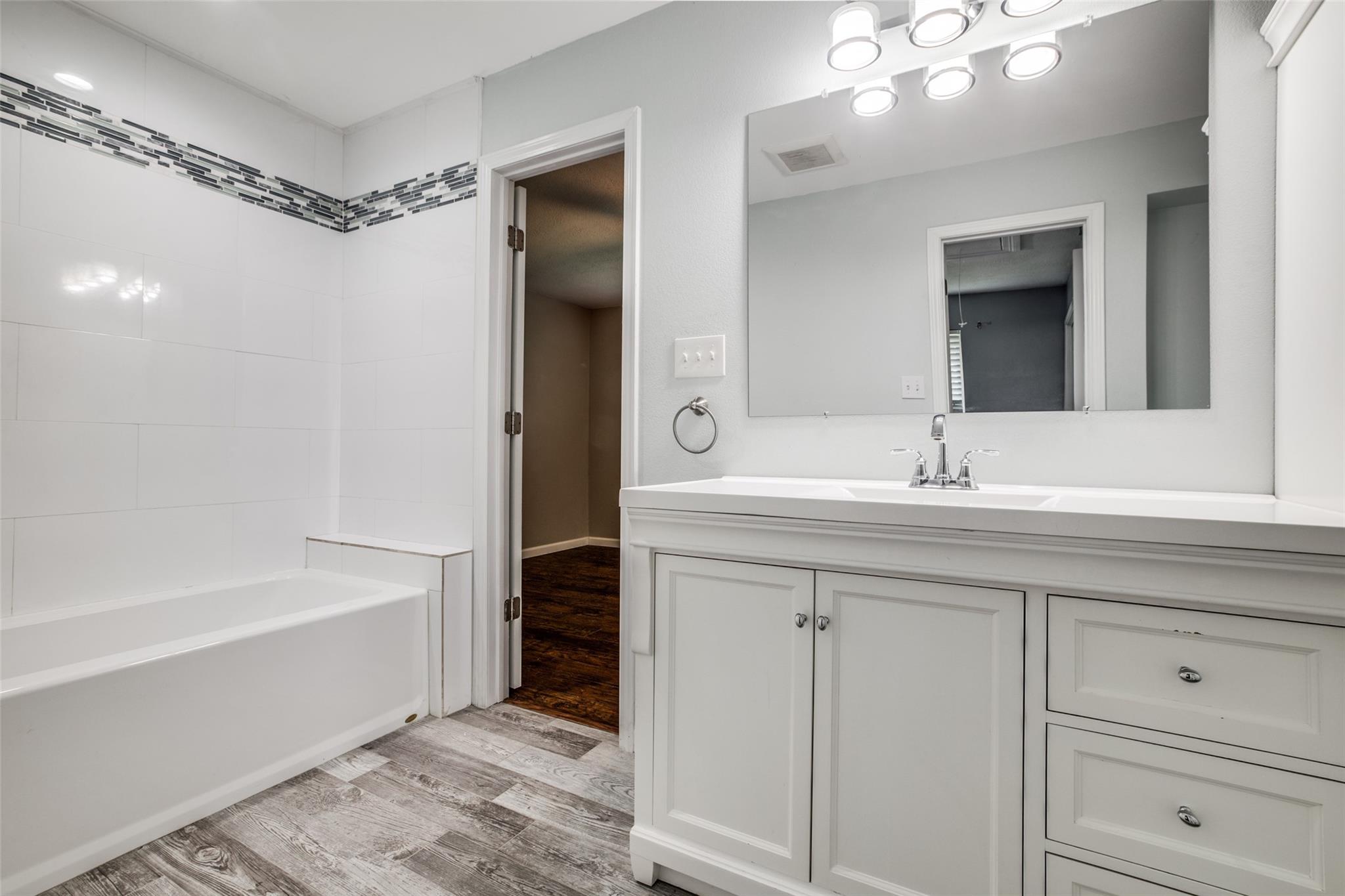 Baytown, Texas 77521, United States, 2 Bedrooms Bedrooms, ,1 BathroomBathrooms,Residential,Active,244961