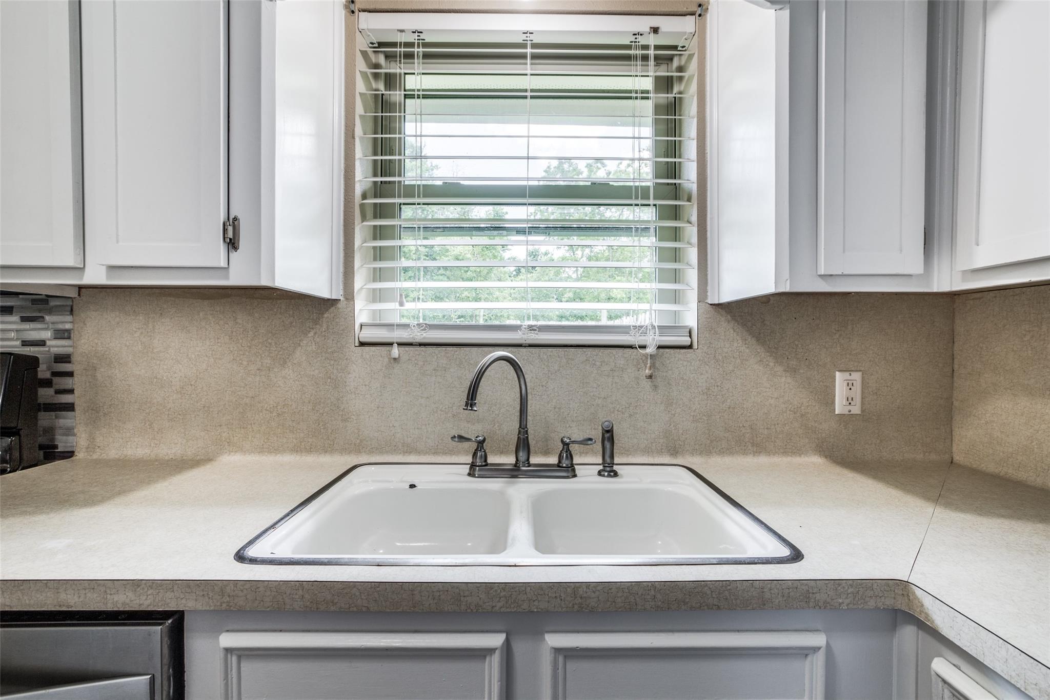 Baytown, Texas 77521, United States, 2 Bedrooms Bedrooms, ,1 BathroomBathrooms,Residential,Active,244961