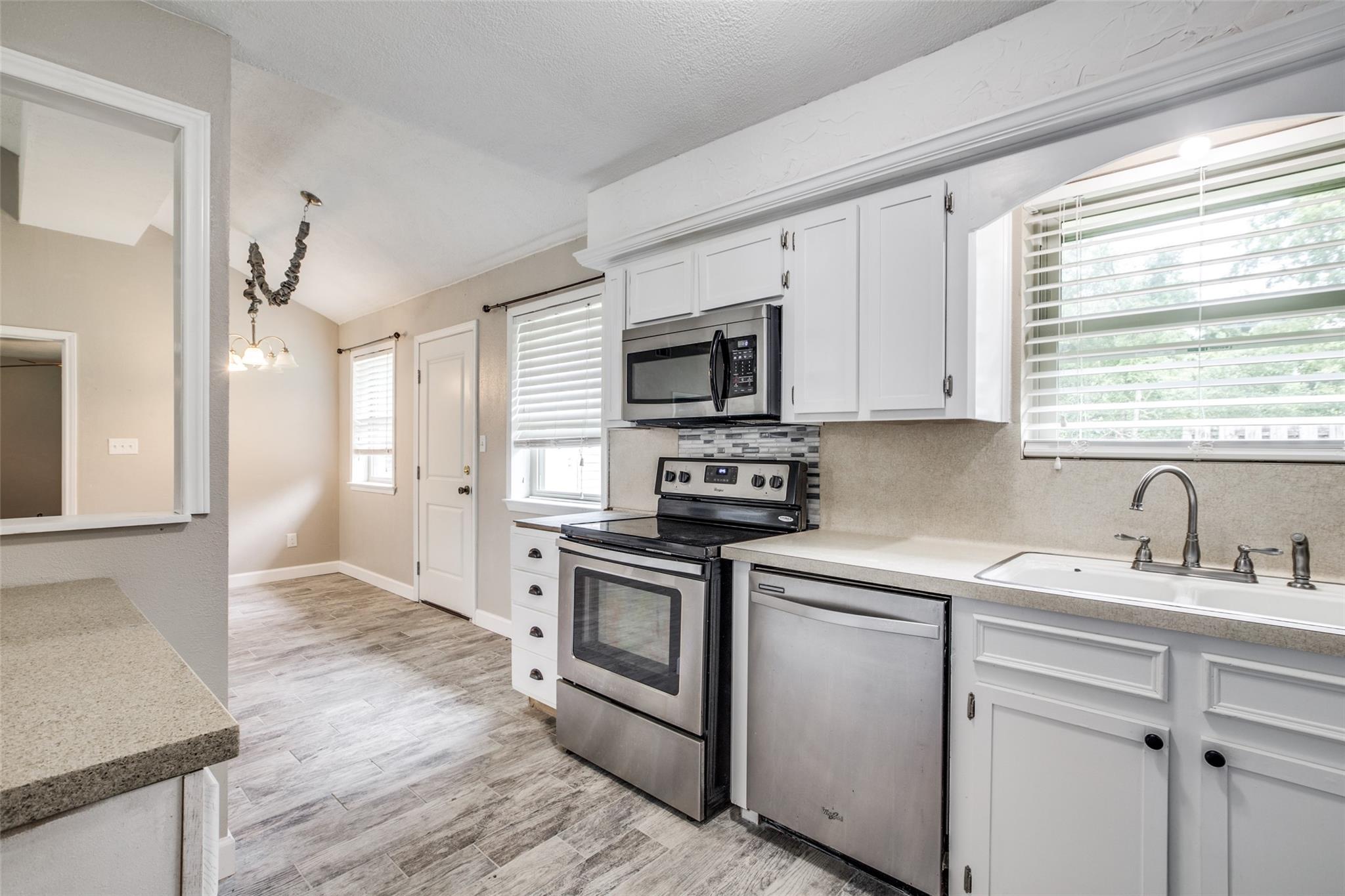 Baytown, Texas 77521, United States, 2 Bedrooms Bedrooms, ,1 BathroomBathrooms,Residential,Active,244961