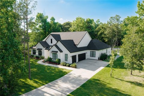 Photo of 7530 Lorna Road, Montgomery, TX 77316 (MLS # 38798385)