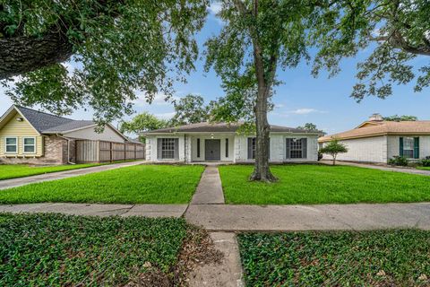 Photo of 9214 Sharpcrest Street, Houston, TX 77036 (MLS # 63289757)