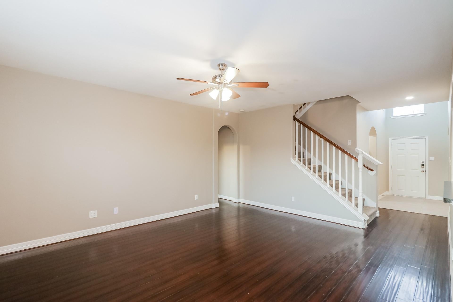 8414 Parapet Place