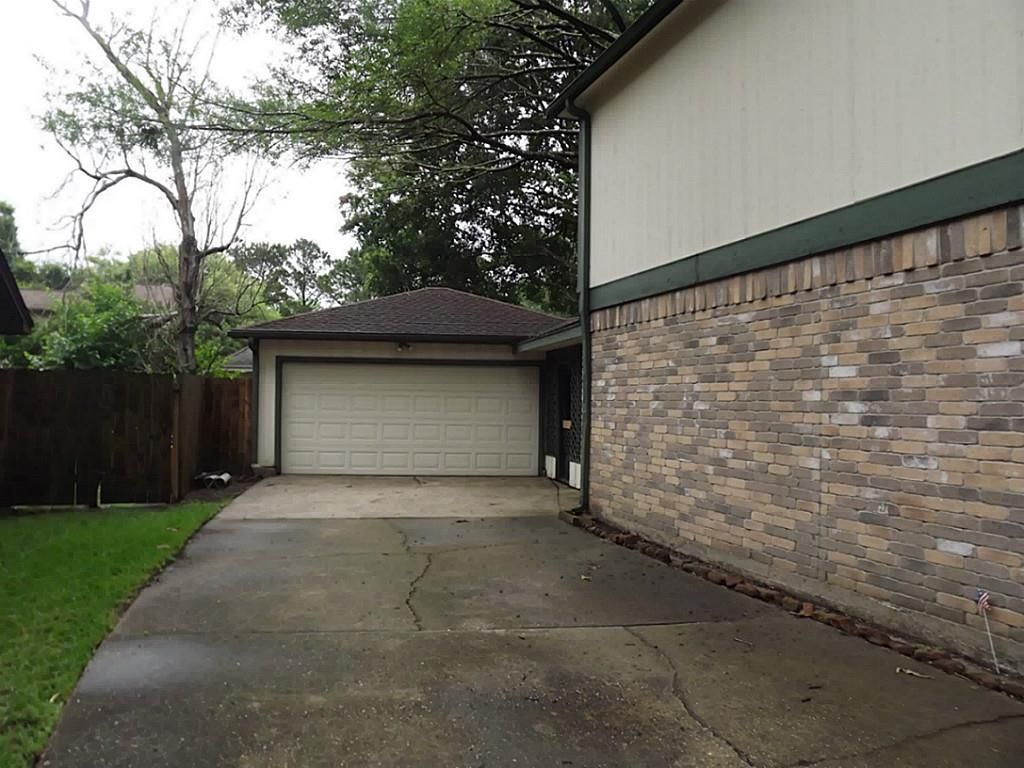 Photo of 19706 Faye Oaks Court, Humble, TX 77346 (MLS # 88722787)