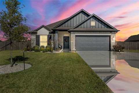 Photo of 11311 Youngquist Drive, Mont Belvieu, TX 77535 (MLS # 14378187)