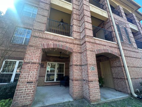 Photo of 2815 Kings Crossing Drive #105, Houston, TX 77345 (MLS # 3270712)