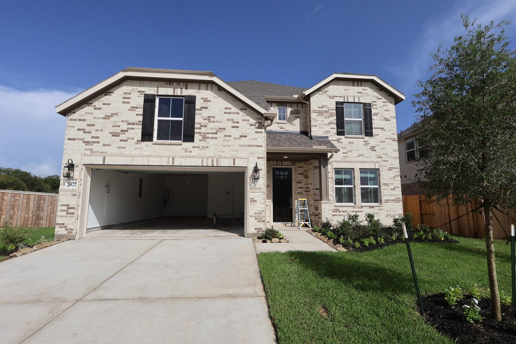2822 Dark Lantern Drive