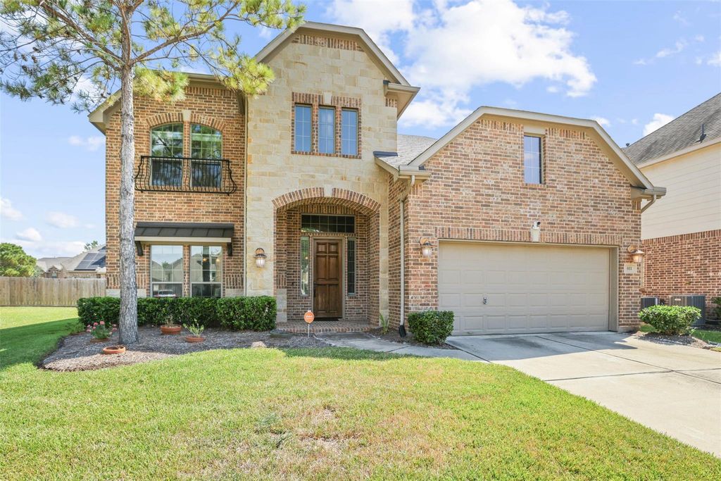 Photo of 611 Coldstone Court, Rosenberg, TX 77469 (MLS # 37886118)