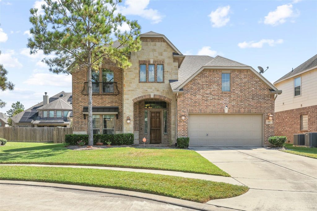 Photo of 611 Coldstone Court, Rosenberg, TX 77469 (MLS # 37886118)