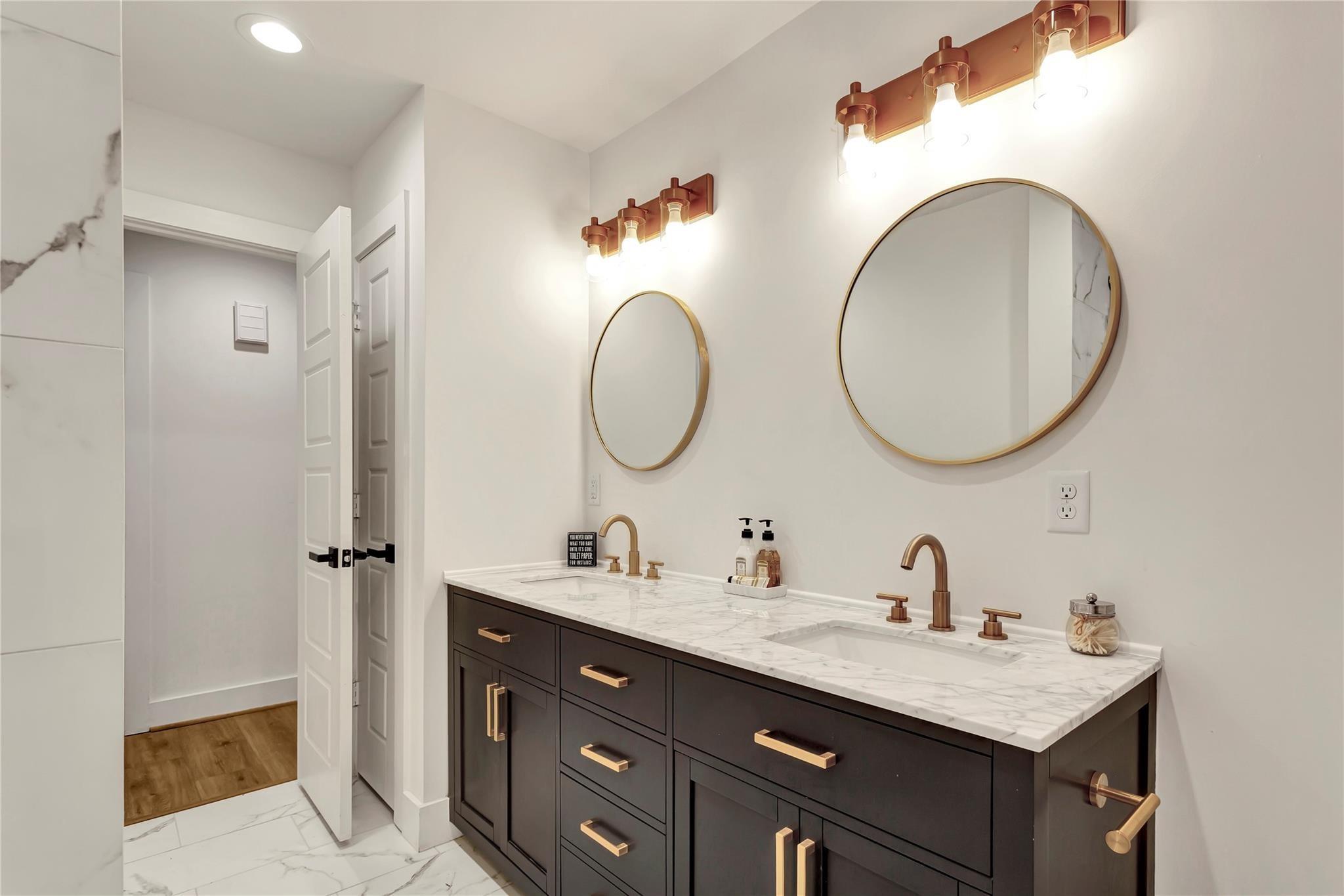 Houston, Texas 77080, United States, 4 Bedrooms Bedrooms, ,2 BathroomsBathrooms,Residential,Active,238835