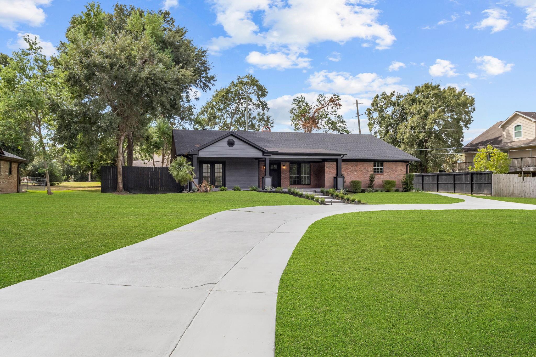 617 Baywood Drive