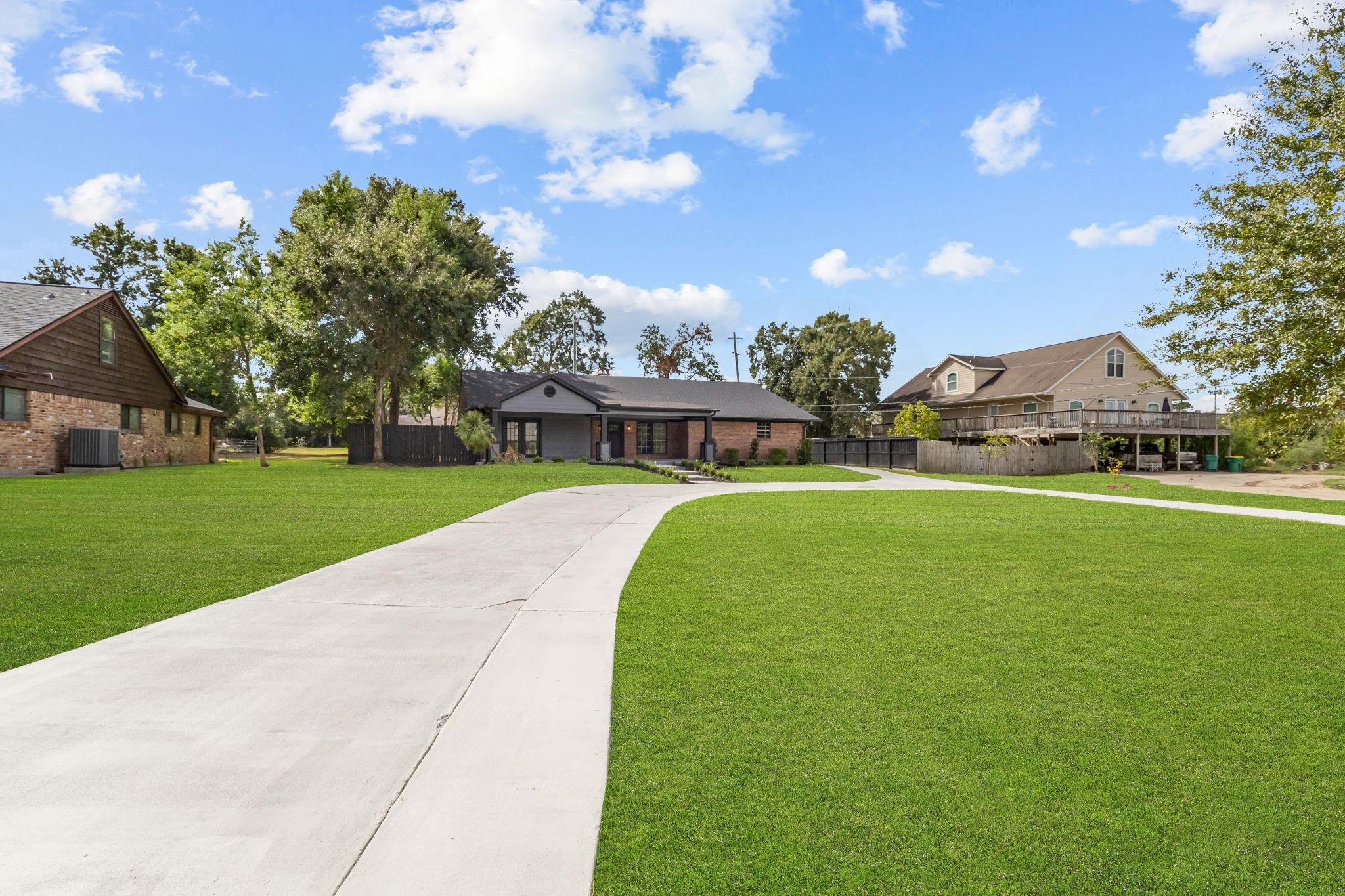 617 Baywood Drive