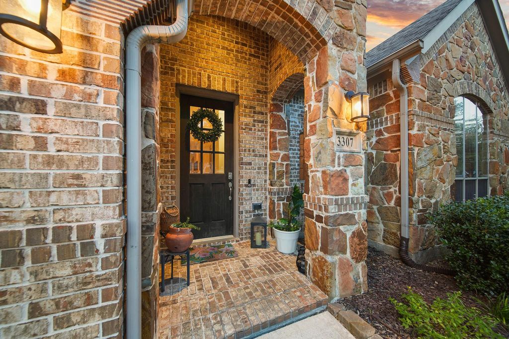 Photo of 3307 Ravens Roost, Missouri City, TX 77459 (MLS # 98569449)