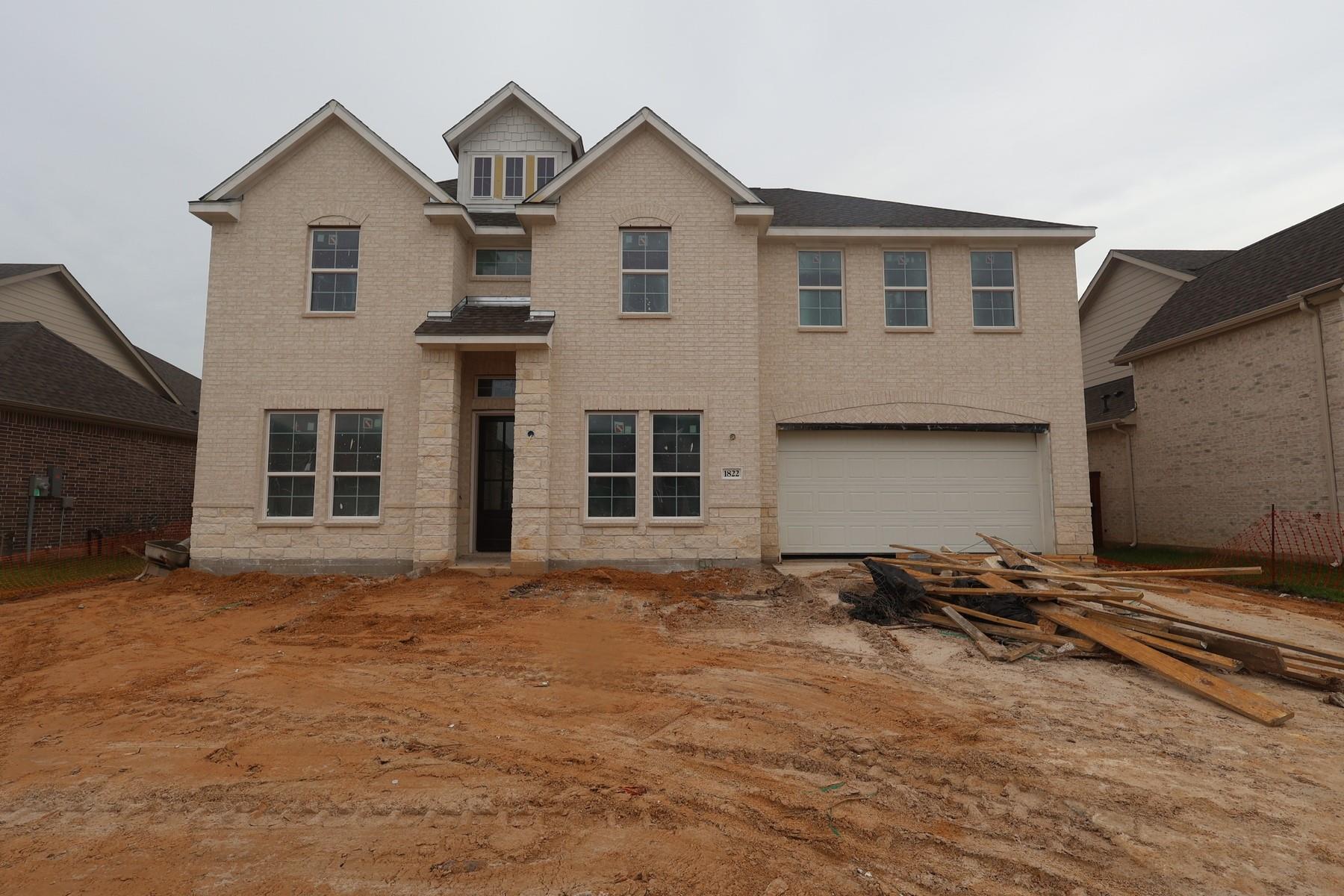 1822 N Wildflower Drive