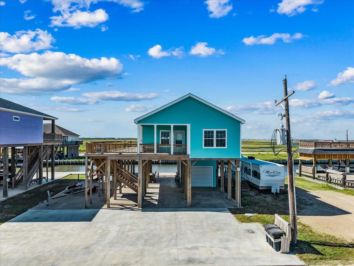 1231 N Stingaree Drive