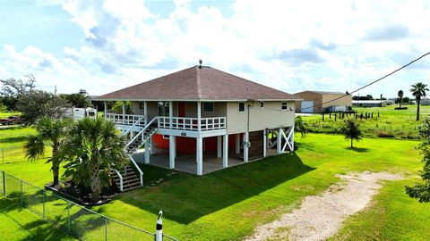 Photo of 1404 Pickney Avenue, Port Bolivar, TX 77650 (MLS # 90218503)