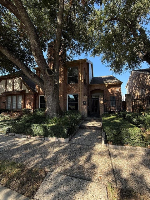Photo of 10005 Kemp Forest Drive, Houston, TX 77080 (MLS # 39854687)