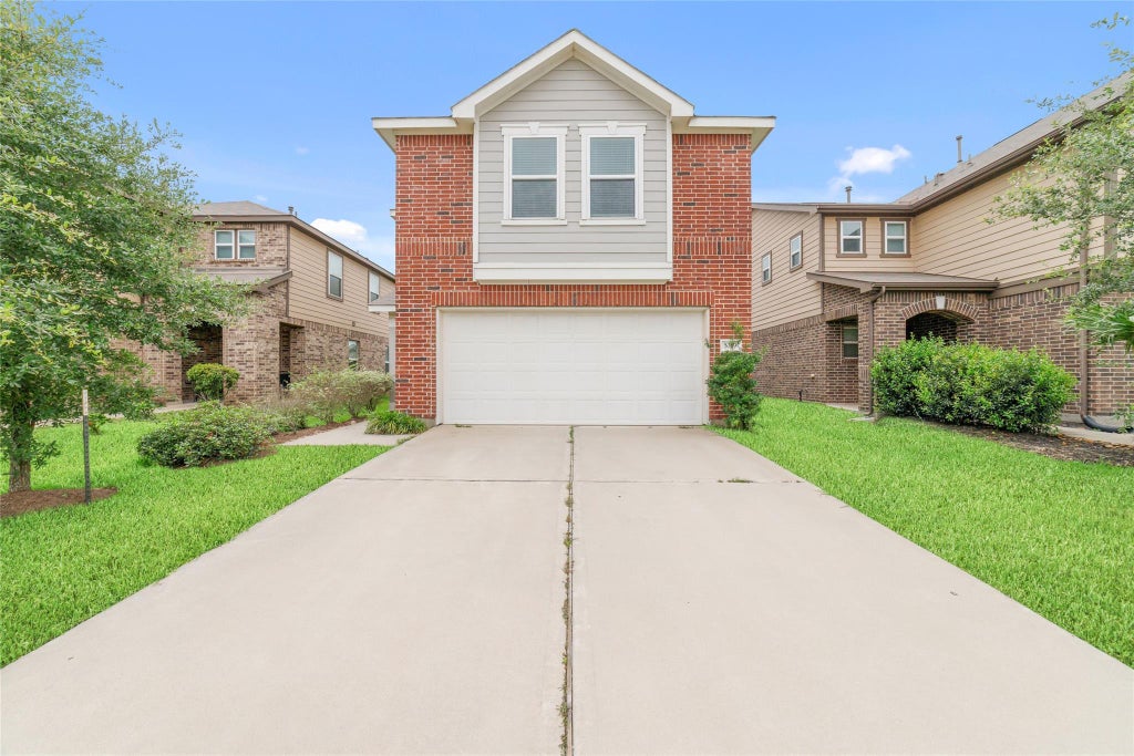 Photo of 5319 Rose Trellis Street, Katy, TX 77493 (MLS # 47819347)