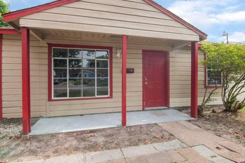 Photo of 3322 Mccrarey Drive, Houston, TX 77088 (MLS # 29333438)