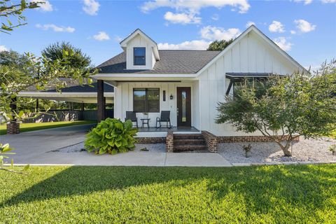 Homes For Sale - 2021 Strangmeier Road<br/> Brenham, TX 77833