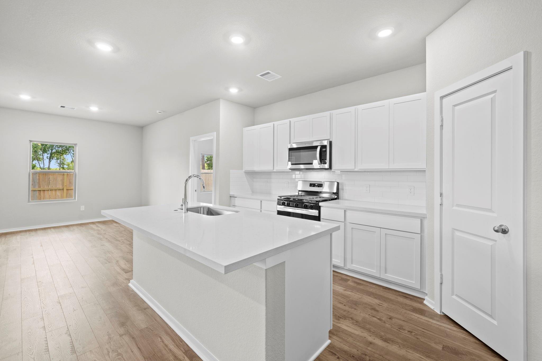 2794 English Laurel Drive