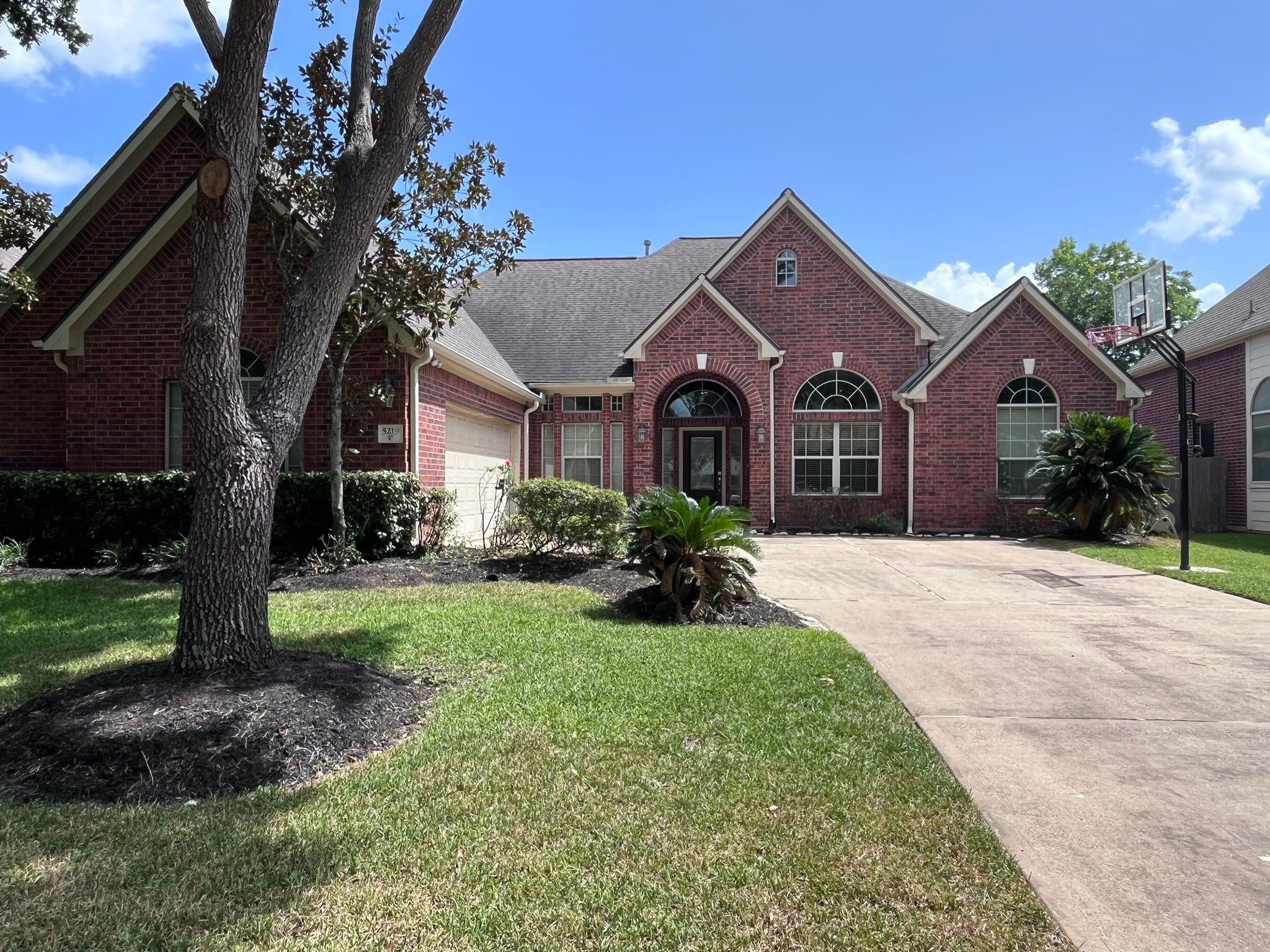 5219 Emerald Trace Court