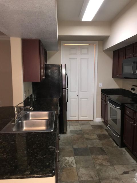 Photo of 7575 Kirby Drive #2403, Houston, TX 77030 (MLS # 28689297)