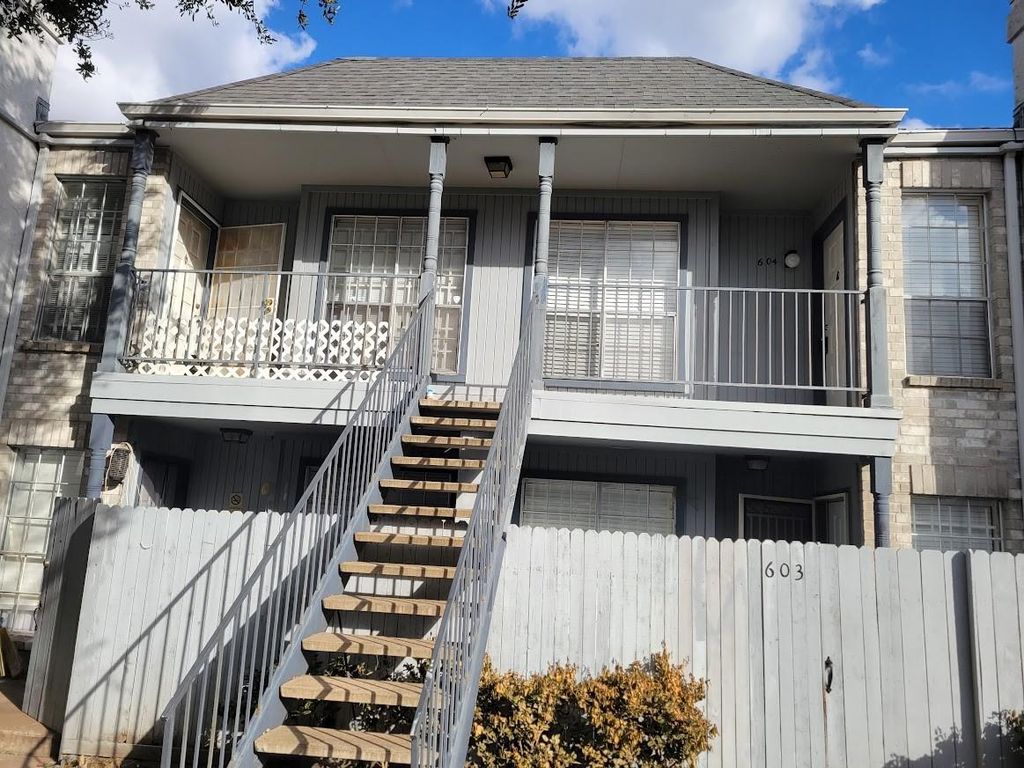 Photo of 6606 De Moss Drive #604, Houston, TX 77074 (MLS # 33538698)