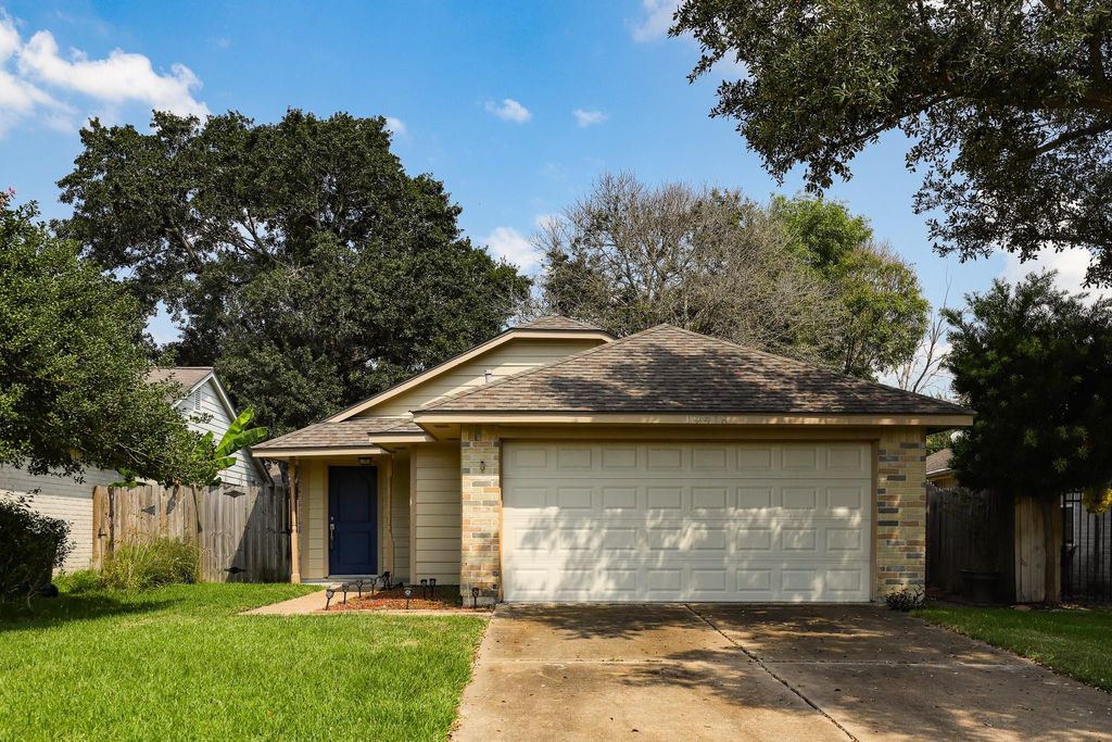 Photo of 19418 Cypress Cliff Drive, Katy, TX 77449 (MLS # 11232115)