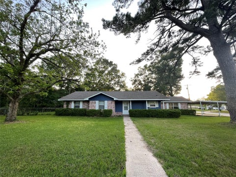 Photo of 1015 Dogwood Avenue, Livingston, TX 77351 (MLS # 35600423)
