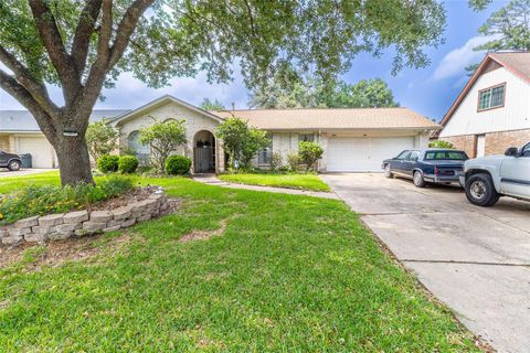 Photo of 14507 Duncannon Drive, Houston, TX 77015 (MLS # 57173691)