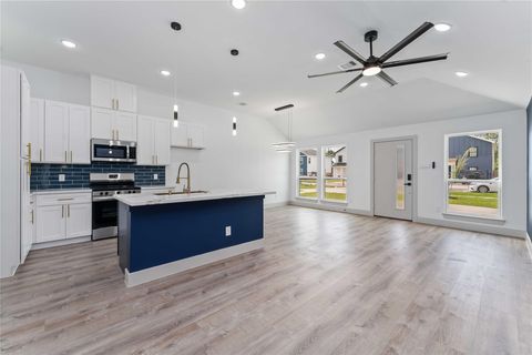 Multifamily For Rent - 9001 Nyssa Street #B<br/> Houston, TX 77078