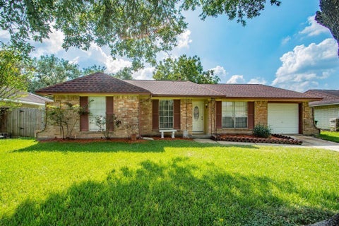 Photo of 12106 Pompton Drive, Houston, TX 77089 (MLS # 6196987)